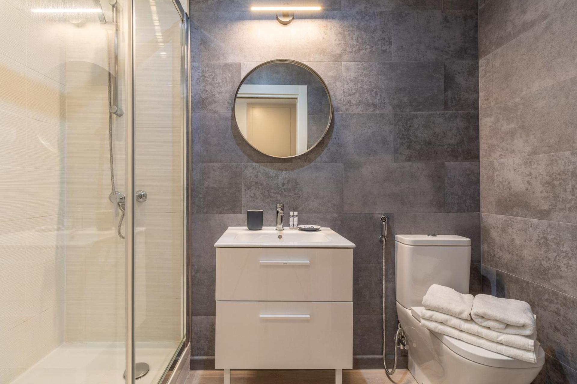 Charming Studio In Barrio Salamanca Perfect Madrid Getaway Villanueva III المظهر الخارجي الصورة